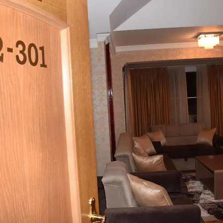 Elegance 4*