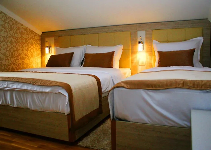 מלון Elegance 4*